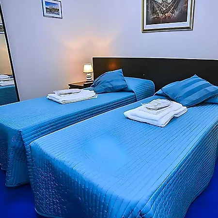 Kambal Relais Nocleg ze śniadaniem 3*